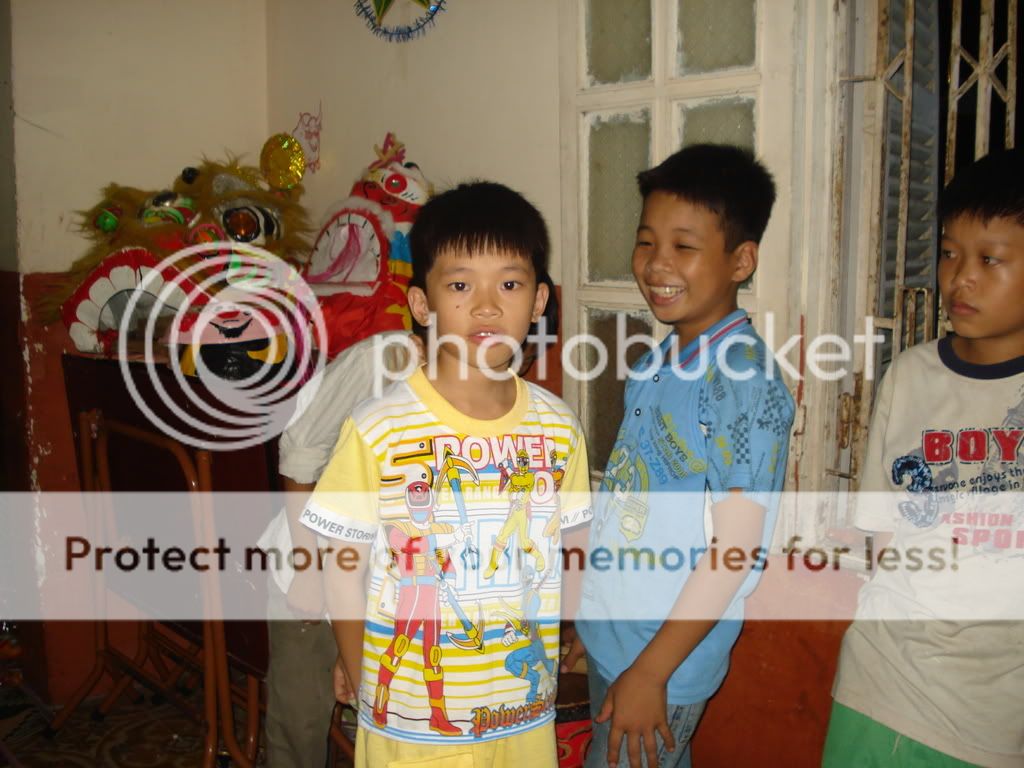 Các anh chị đến là chúng em vui lắm!