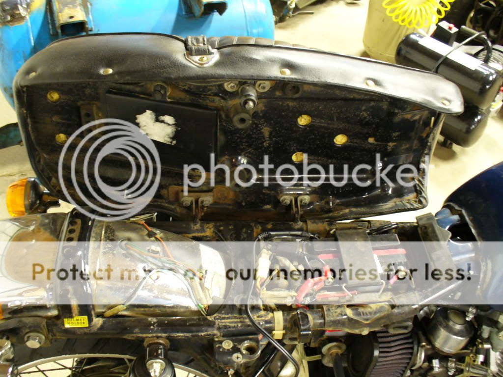 1972 Honda CL450 Seat Lock Jammed. Thoughts? Motorcycle Forum